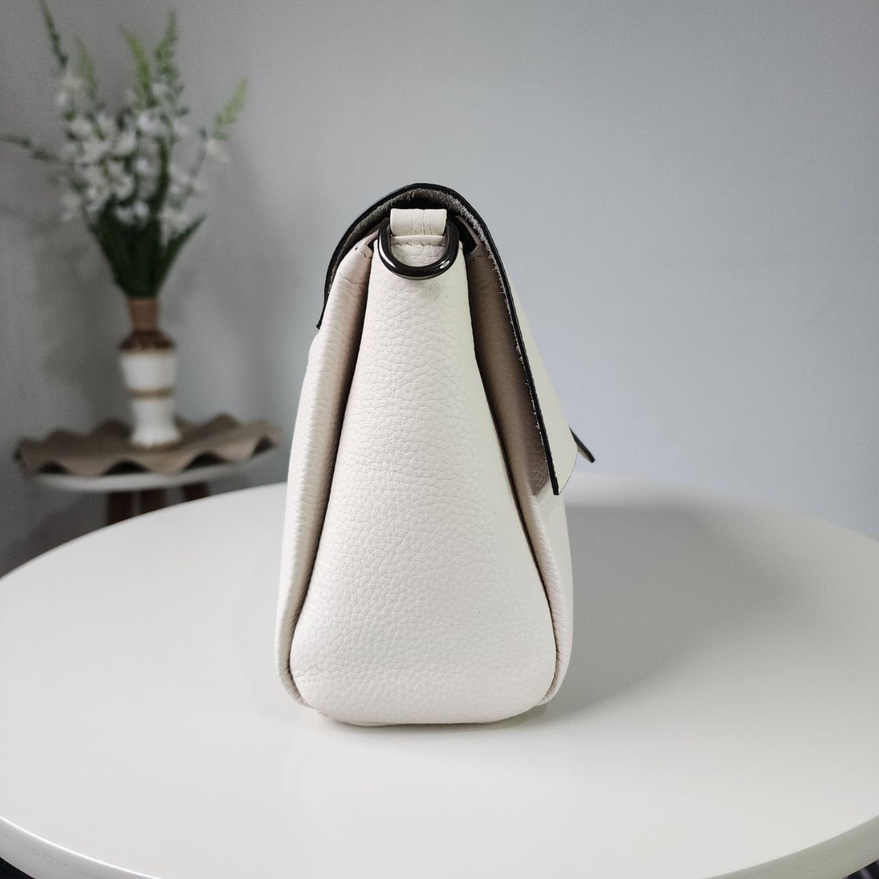 Bolsa Feminina de Couro  Bolsa Feminina de Couro Legítimo  Bolsa de Couro  Bolsa de couro Barata  Bolsa de Couro em Promoção  Bolsa de Couro Animal
