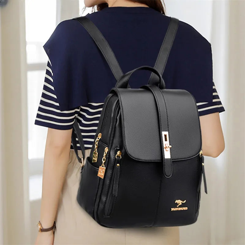 Mochila Feminina de Couro Legítimo Zira
